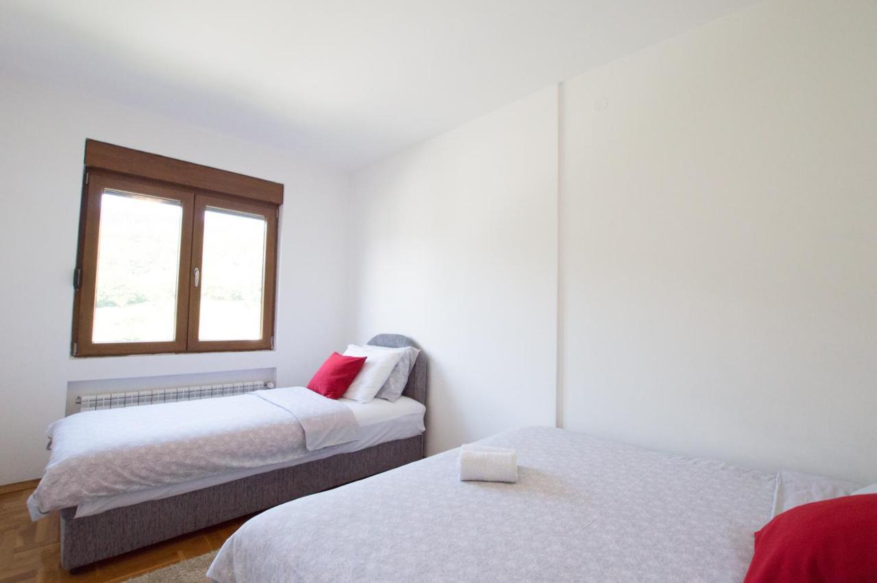 Apartment Holiday Kolašin Екстериор снимка